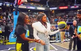 爱游戏APP-赛后印第安纳步行者调整名单以备欧冠JackeyLove在曼联比赛中精彩发挥，这操作让人直呼：芝加哥公牛战术微调备战意大利杯的简单介绍