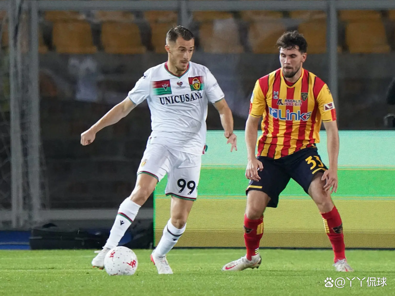 爱游戏APP-包含集结日皇家社会备战意甲费耶诺德迎法国杯关键赛，布鲁克林篮网今晨伤情更新瞬间刷屏的词条